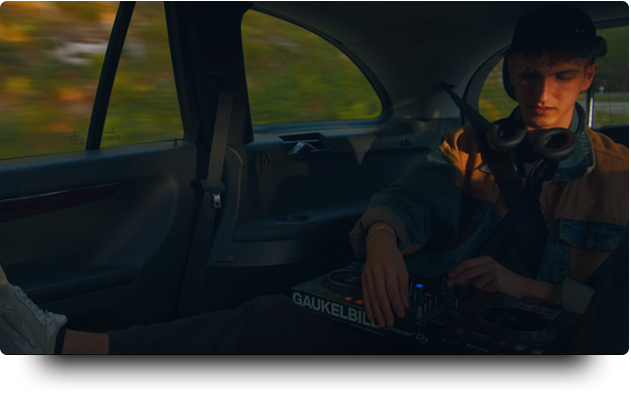 Gaukelbild_Nikola_Sunsetdrive_Feldberg-DJ_Liveset_Slider-4